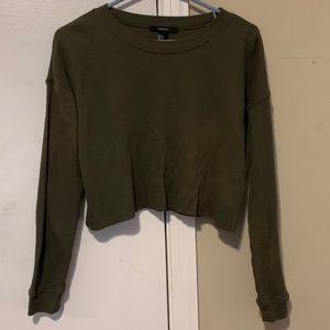 Women's small green Forever 21 cropped sweater.
